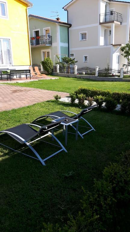 Radmani Apartments Poreč Exteriör bild