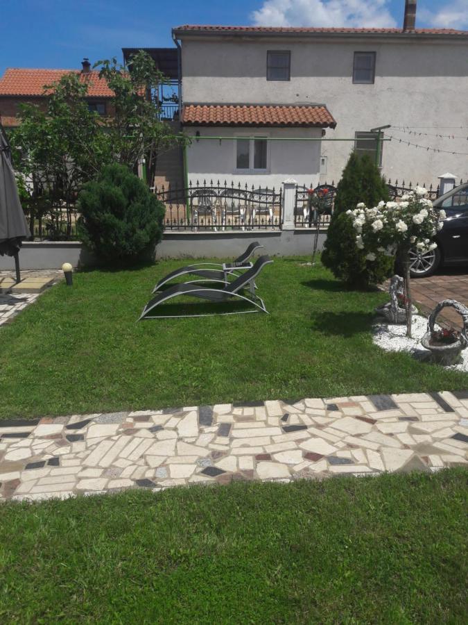 Radmani Apartments Poreč Exteriör bild